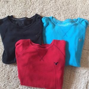 3 Men’s size M American Eagle long sleeve shirts